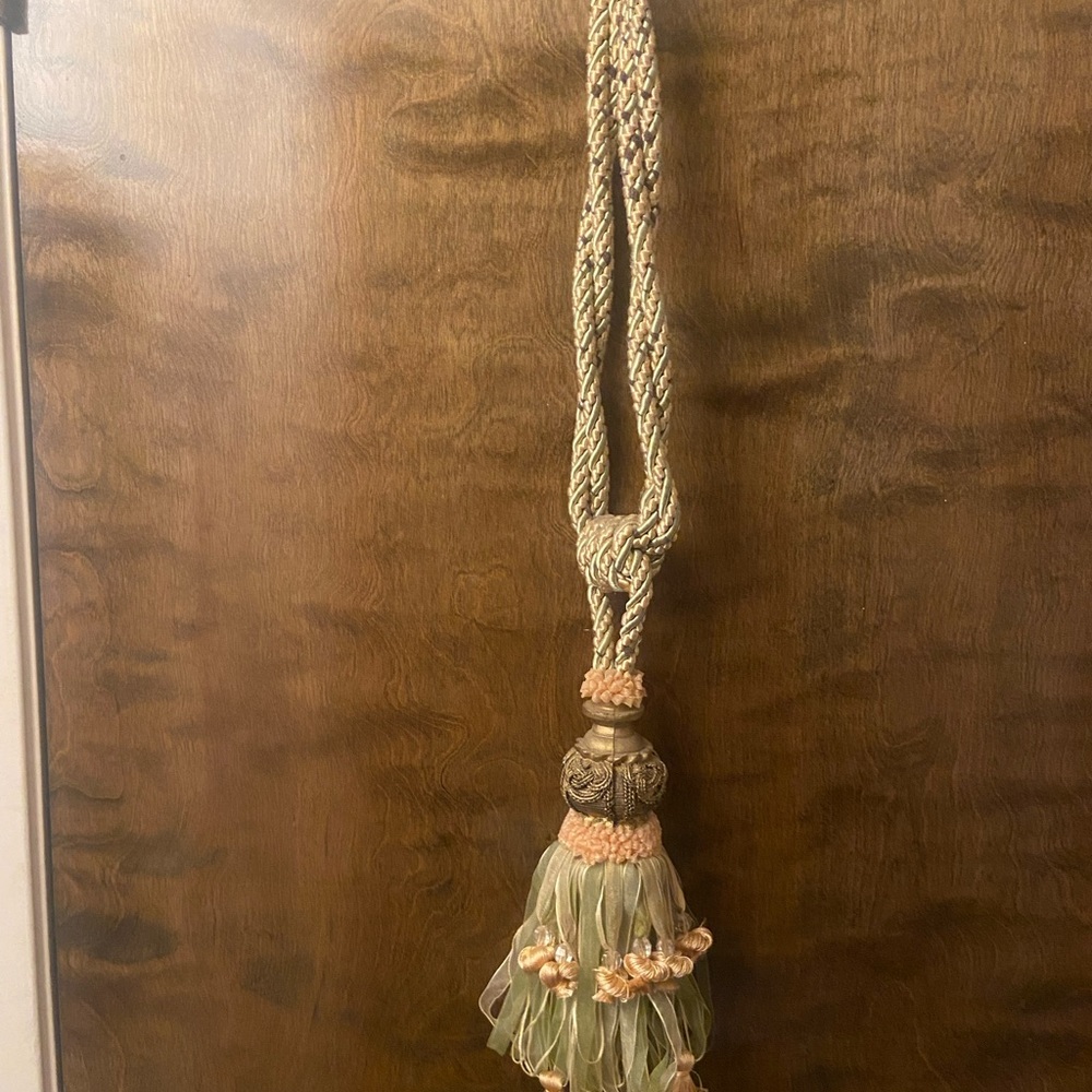 Elegant Beige and Green Tassel